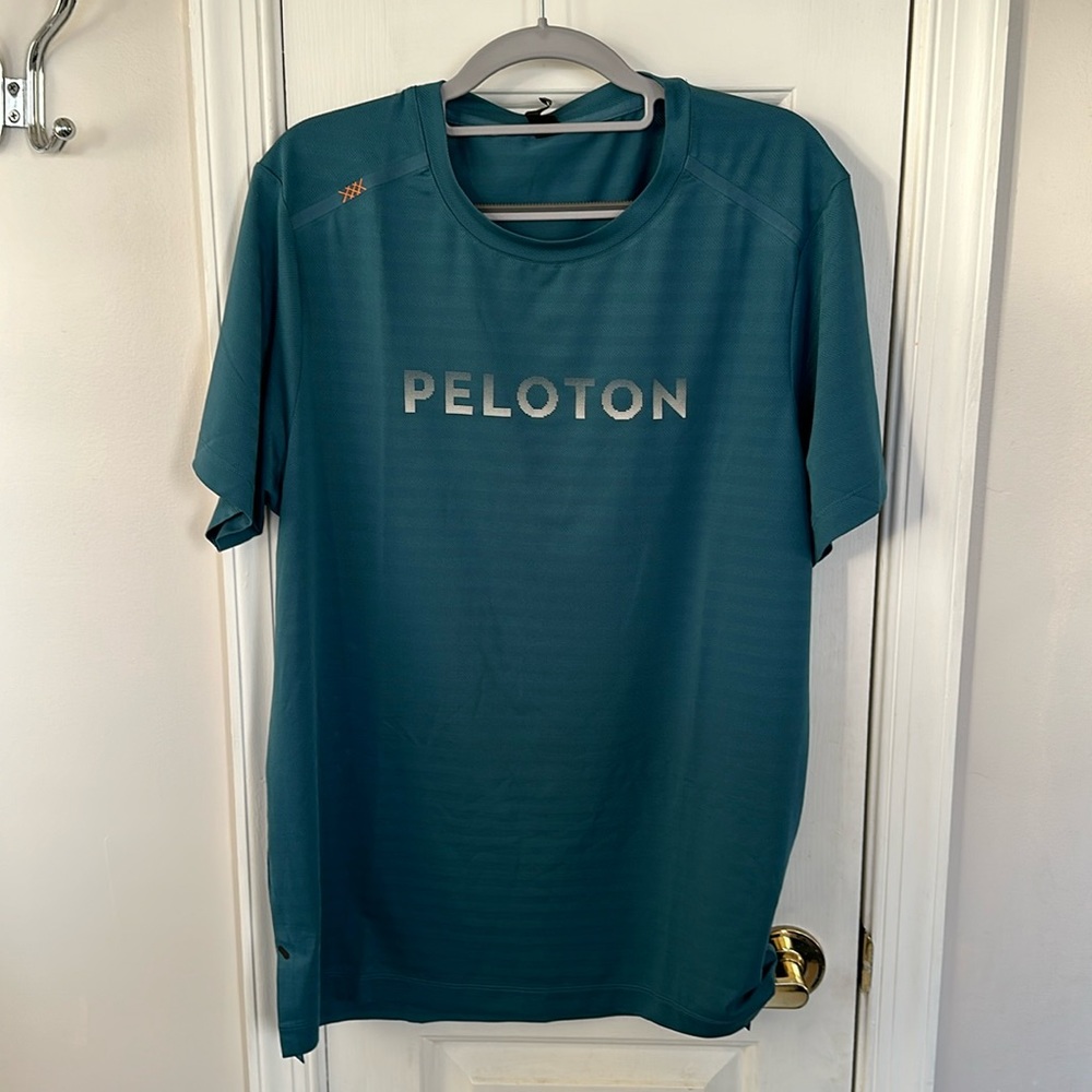 Rhone x Peloton Blue Green Short Sleeve Tee Shirt Large